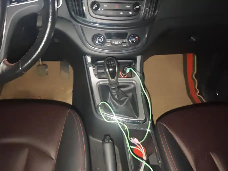 Baojun 560 2017 2016 1.8L Manual Luxury