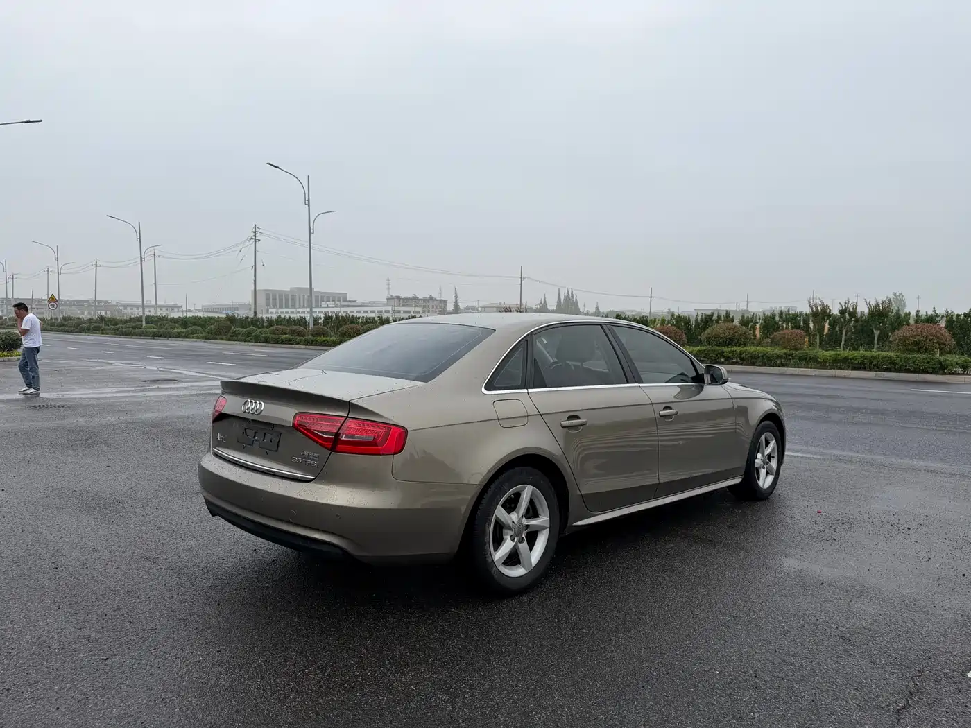 Audi A4L 2013 35 TFSI Automatic Standard фото 9