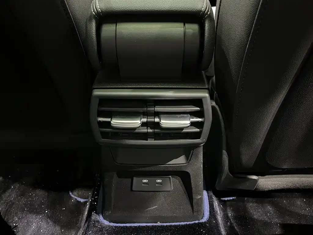 Audi A3 2024 Model Sportback 35 TFSI Fashion Sport фото 18