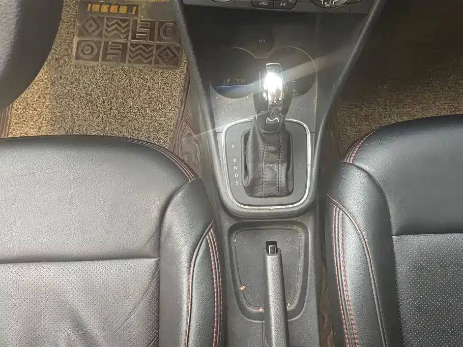 Volkswagen Polo 2018 1.5L Auto Safe Drive фото 16