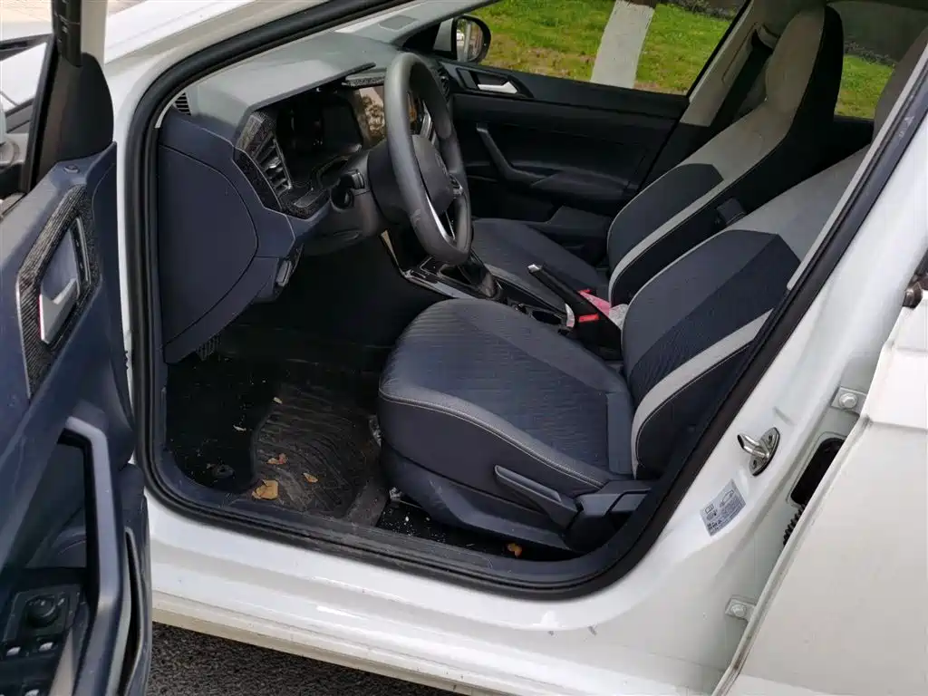 Volkswagen Lavida 2023 Xinrui 1.5L Auto Xinyi Edition фото 14