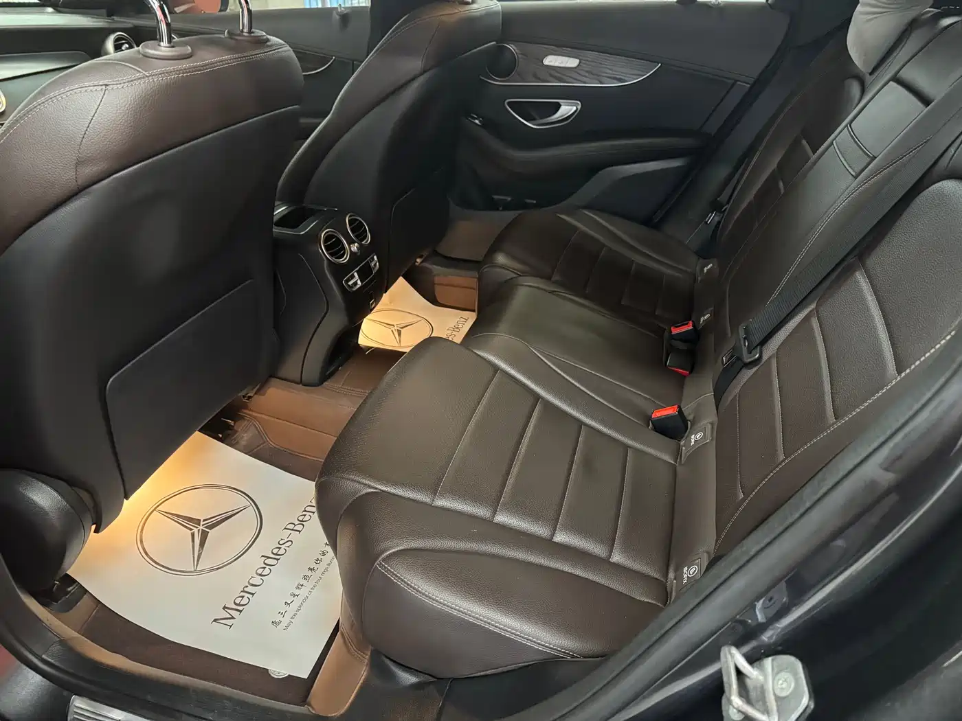 Mercedes-Benz GLC 2022 Facelift GLC 300 L 4MATIC Dynamic Collector's Edition фото 10