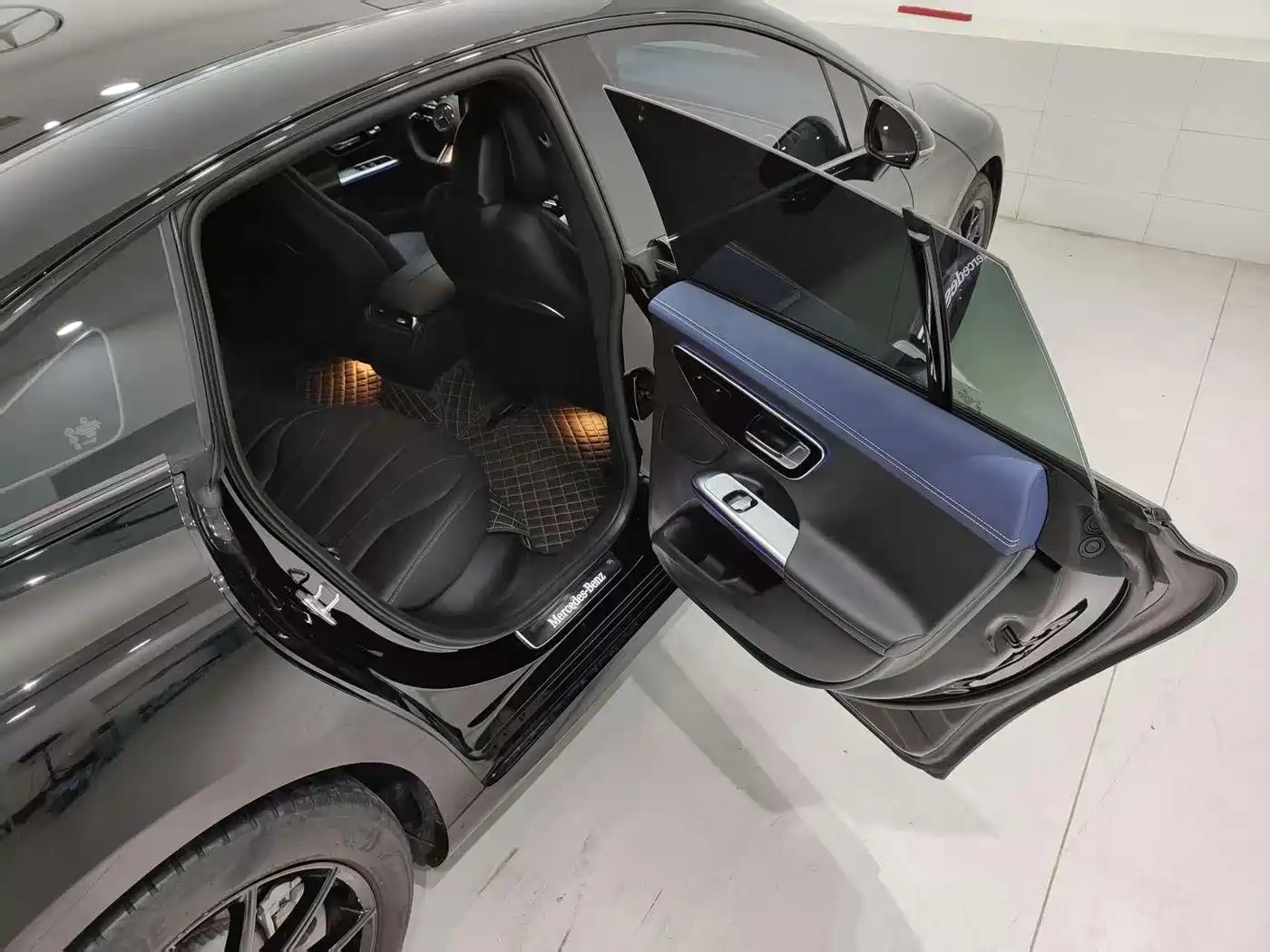 Mercedes-Benz EQE 2022 350 Pioneer Edition фото 20