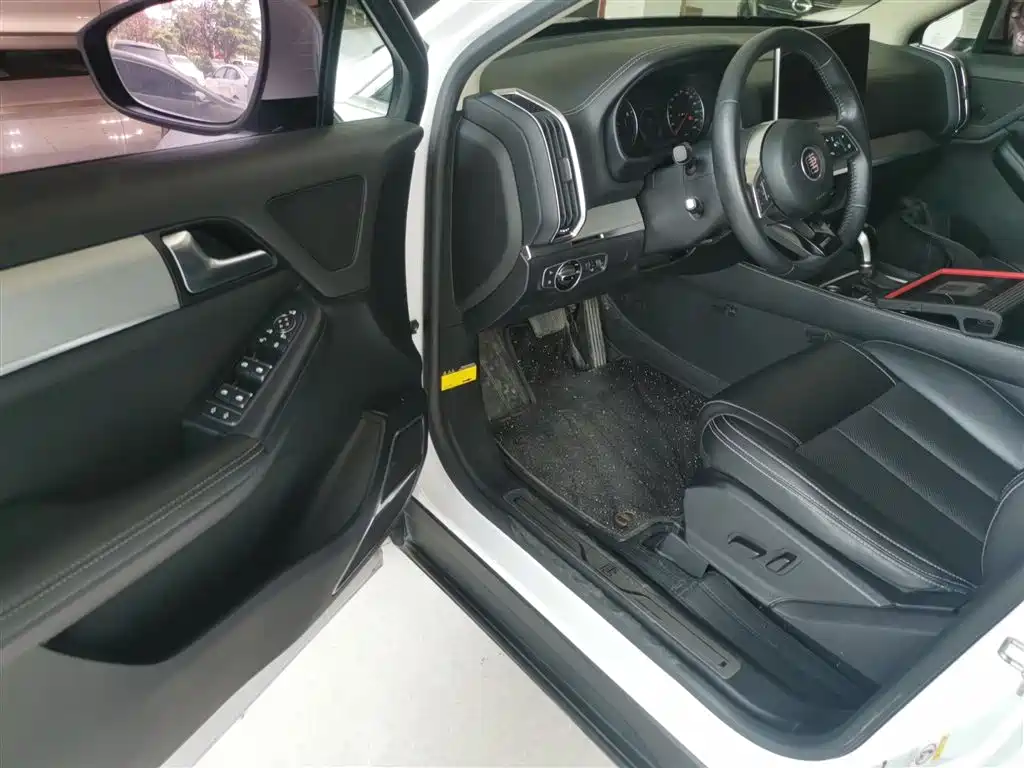 BYD TANG
