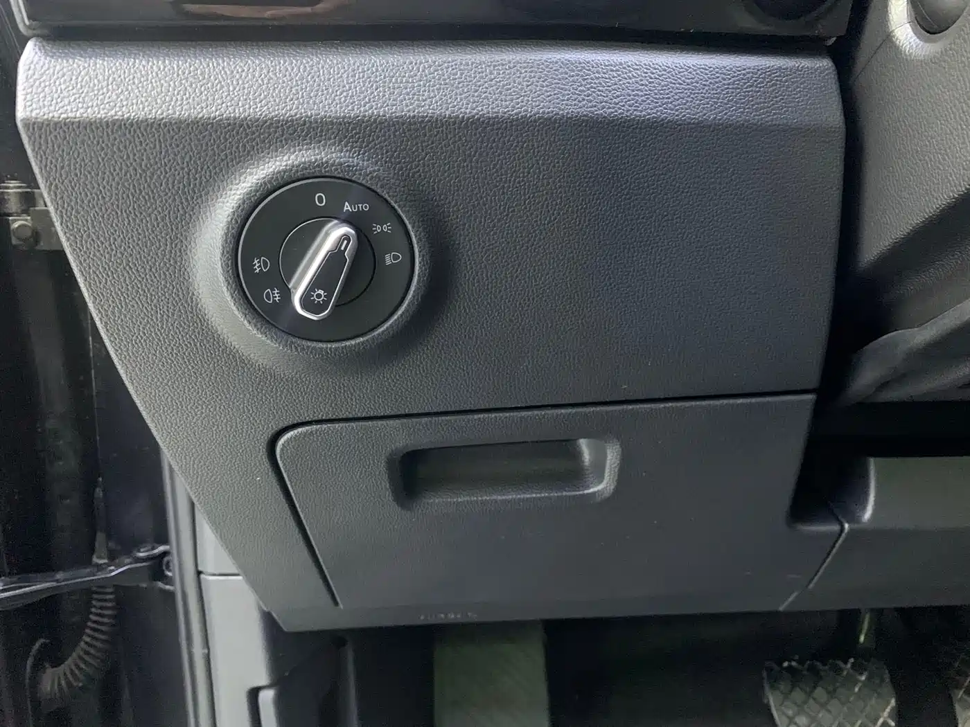 Volkswagen Tayron 2022 280TSI 2WD Luxury Smart Connect Edition фото 6