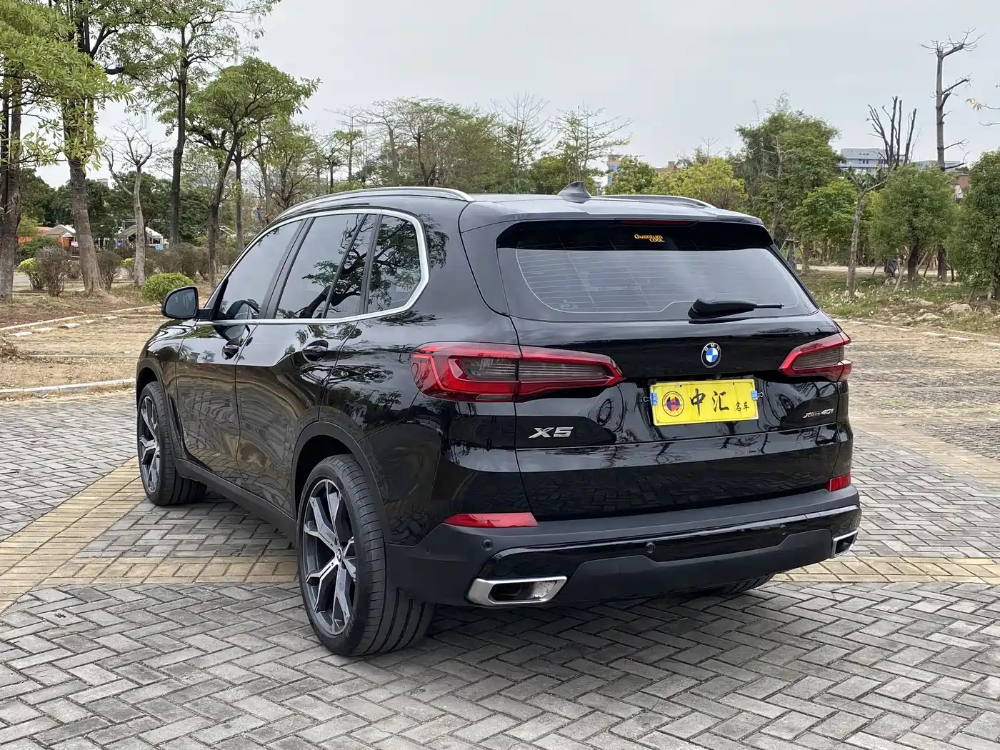 BMW X5 (Import) 2019 xDrive40i M Sport Package фото 9