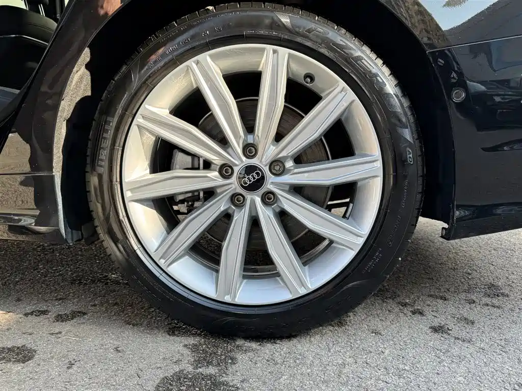 Audi A6L 2024 45 TFSI Premium Dynamic фото 28