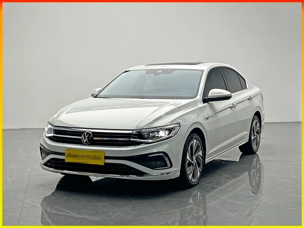 Volkswagen Bora 2023 300TSI DSG Premium Edition