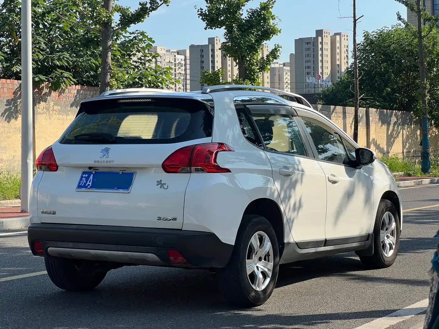 Peugeot 2008 2014 2014 1.6L Automatic Trend Edition