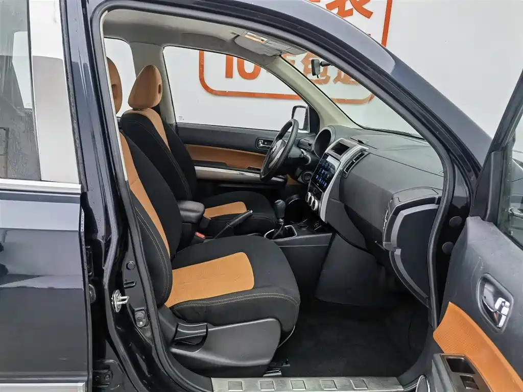 Dongfeng Fengdu MX6 2016 2.0L Manual 2WD Pilot Edition фото 23