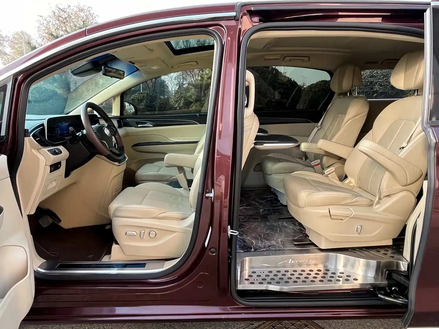 Buick GL8 2023 ES Landmaster Exclusive фото 15