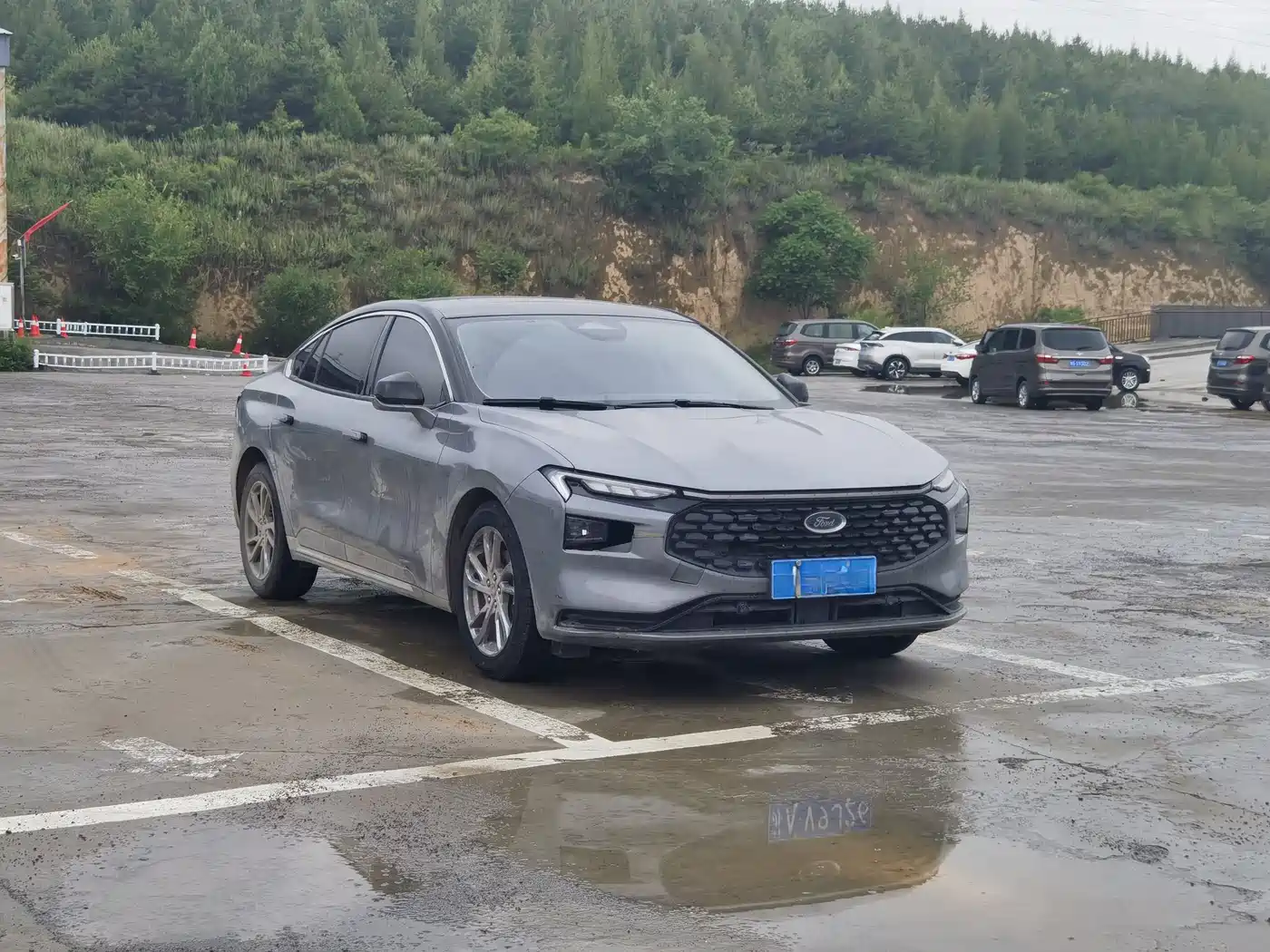 FORD MONDEO