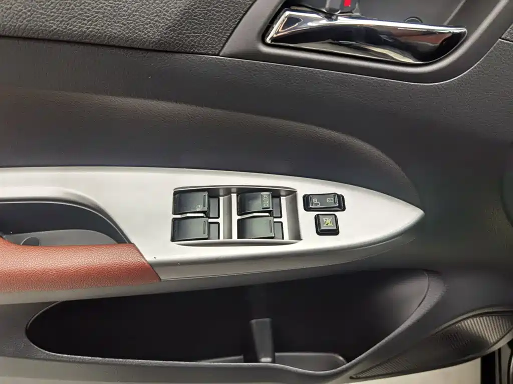 BYD F3 2015 2015 Energy-saving Edition 1.5L Manual Luxury