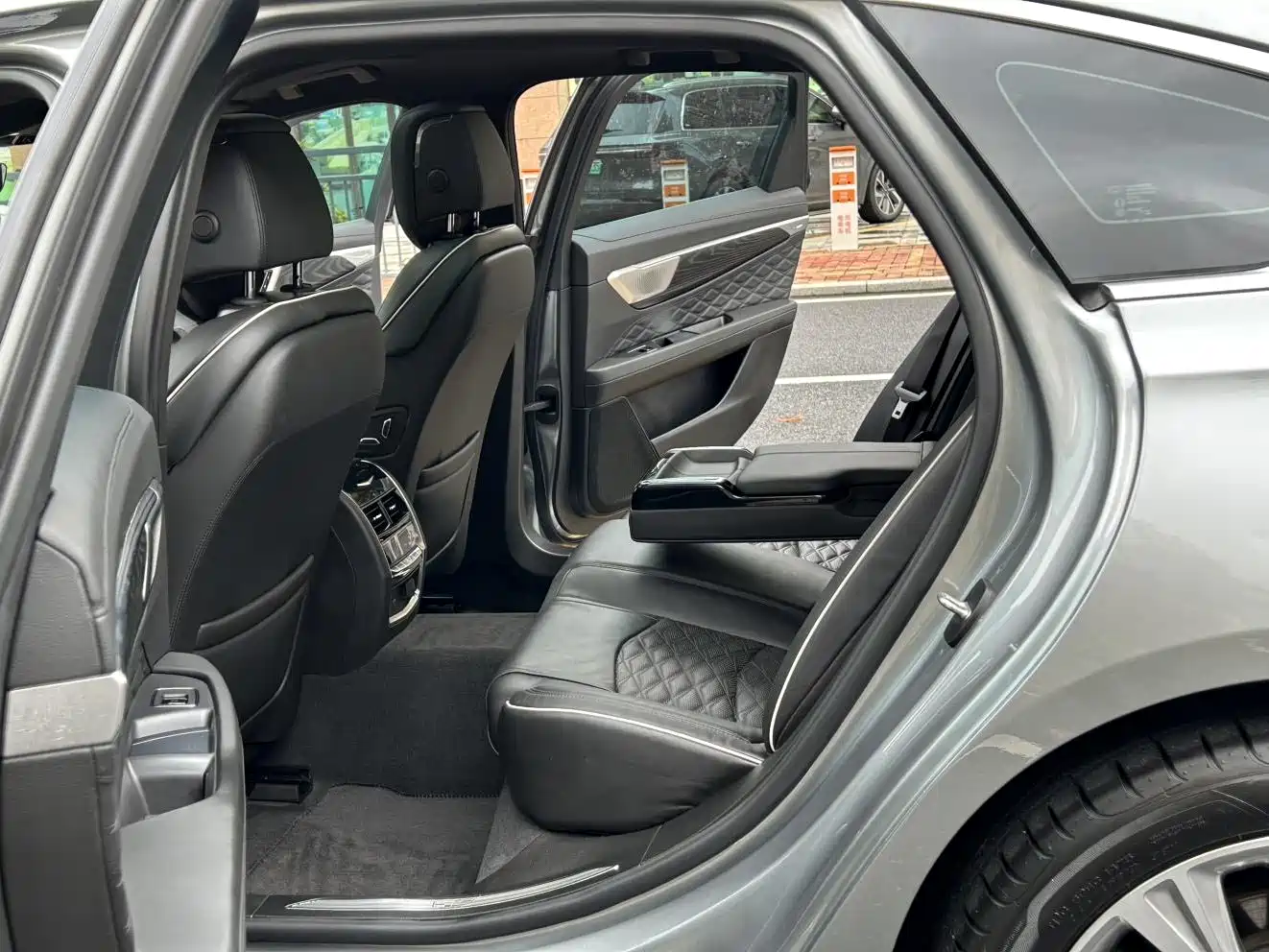 Cadillac CT6 2024 2023 28T Premium Model