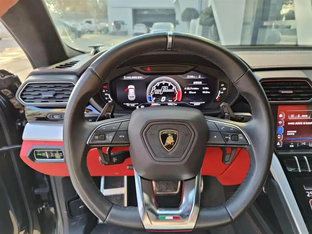 Lamborghini Urus 2018 4.0T V8 фото 4