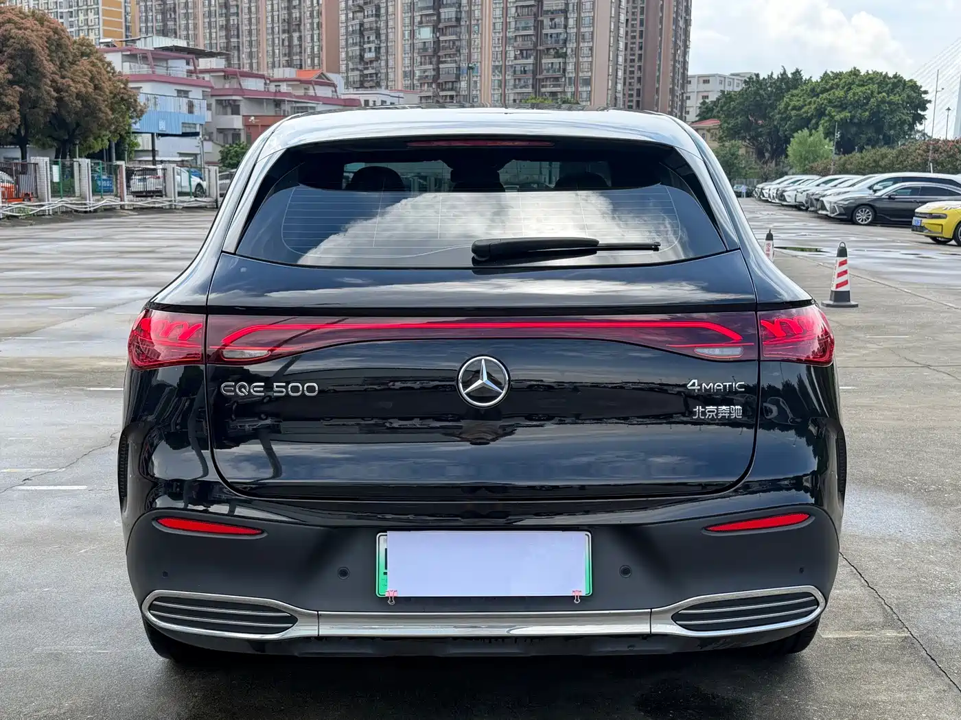 Mercedes-Benz EQE SUV 2025 2024 500 4MATIC Luxury Edition