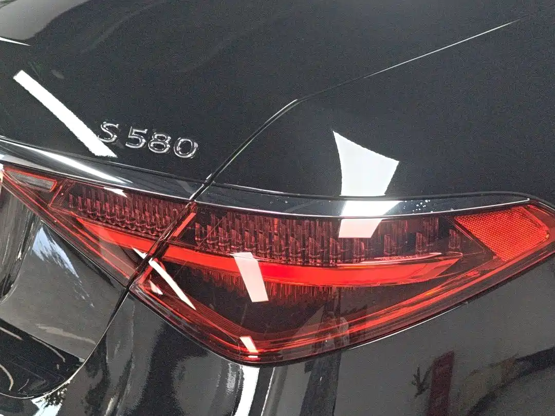 Mercedes-Benz Maybach S-Class 2026 S 580 4MATIC фото 6