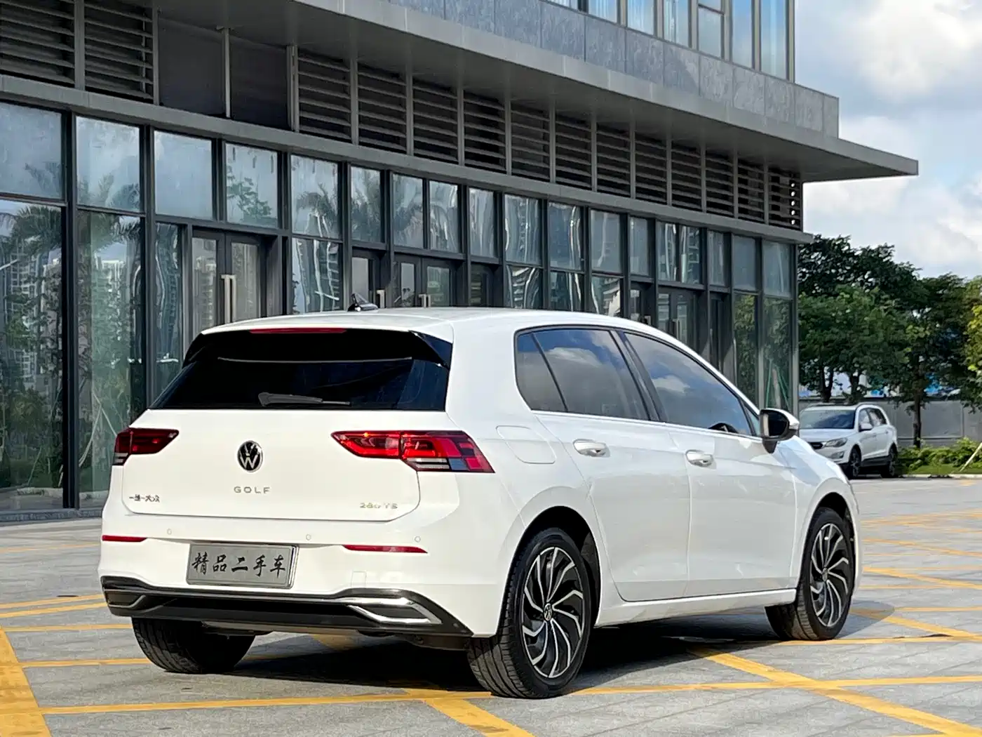 Volkswagen Golf 2021 280TSI DSG 30th Anniversary Edition фото 6