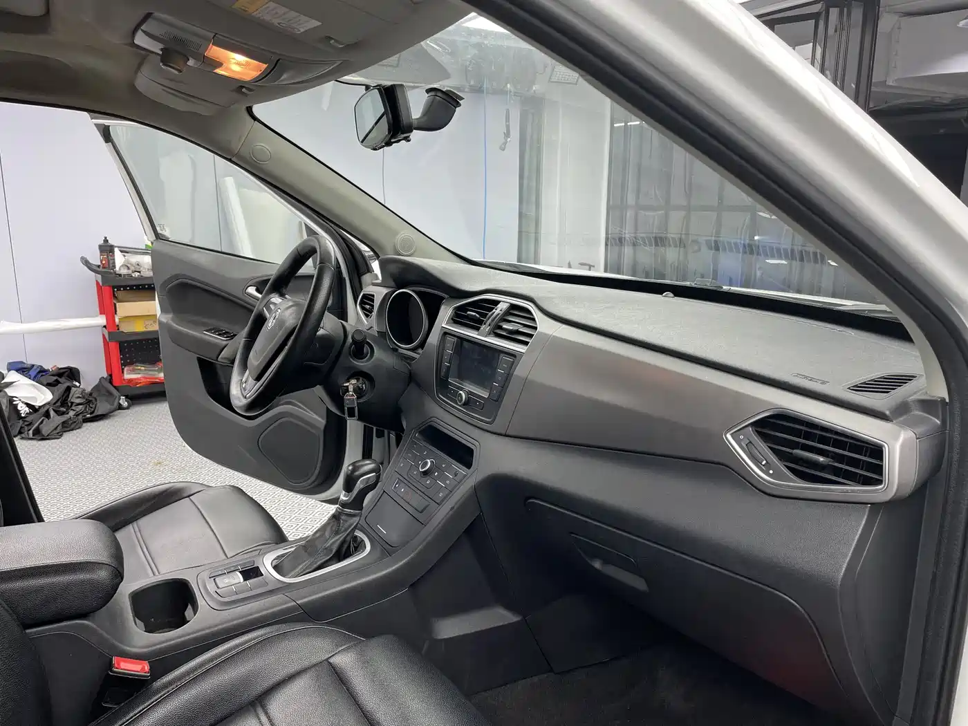 MG Roewe RX5 2016 2016 1.5TGI TST Luxury Edition