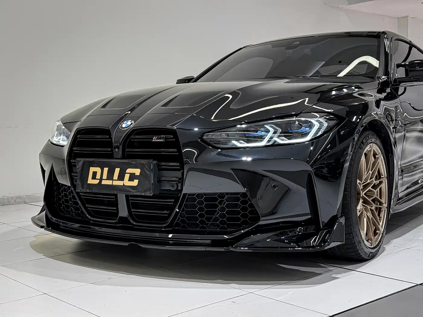 BMW M4 2023 M4 Coupe M xDrive Thunder Edition фото 5