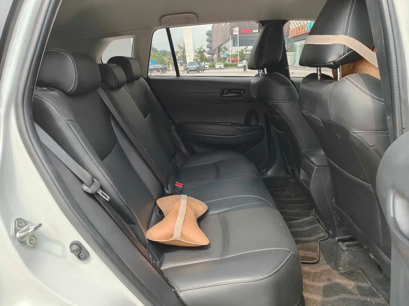 Toyota Corolla Cross 2024 Model 2.0L Pioneer Edition фото 18