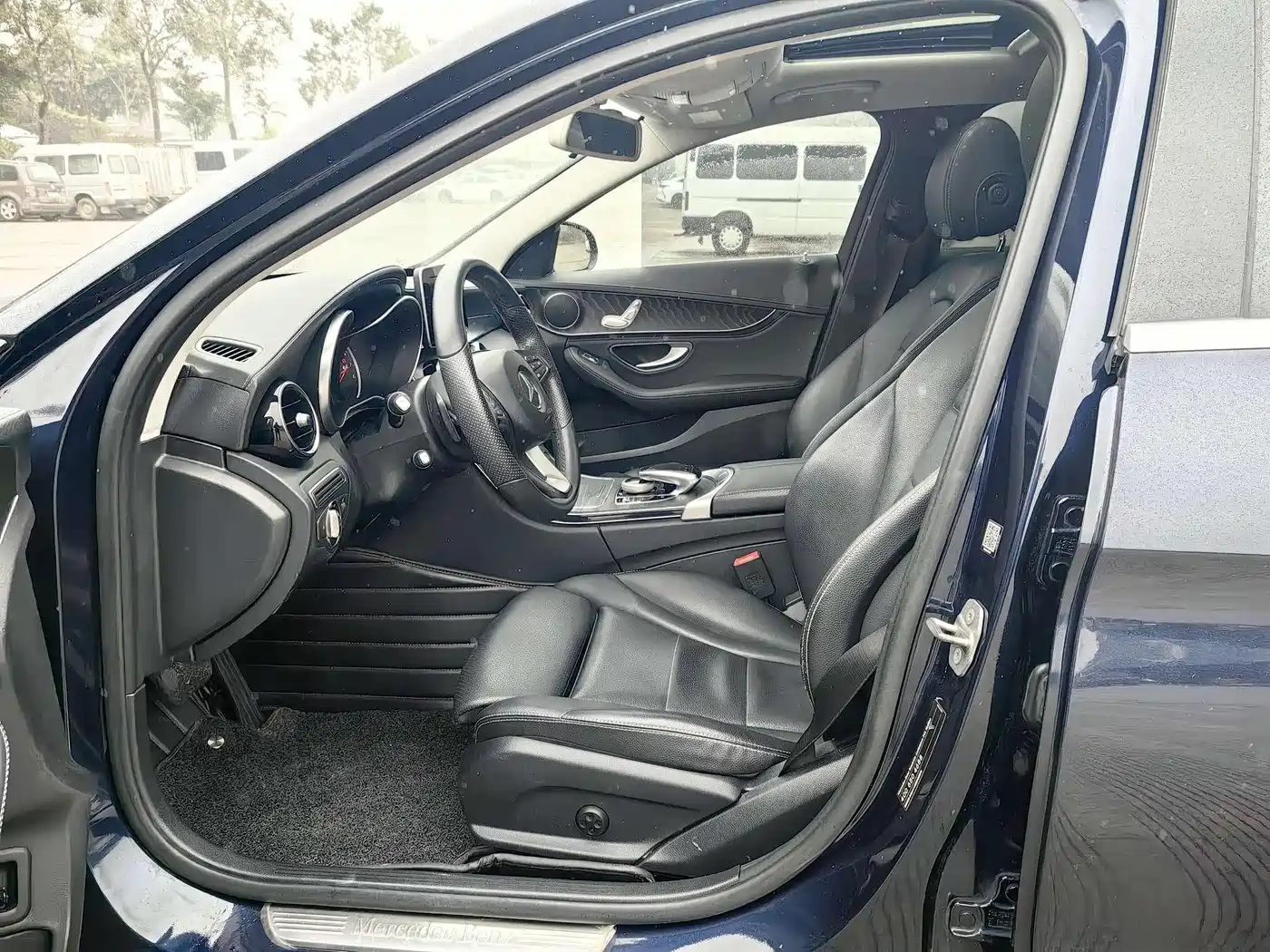 Mercedes-Benz C-Class 2016 C 180 L Sport фото 8