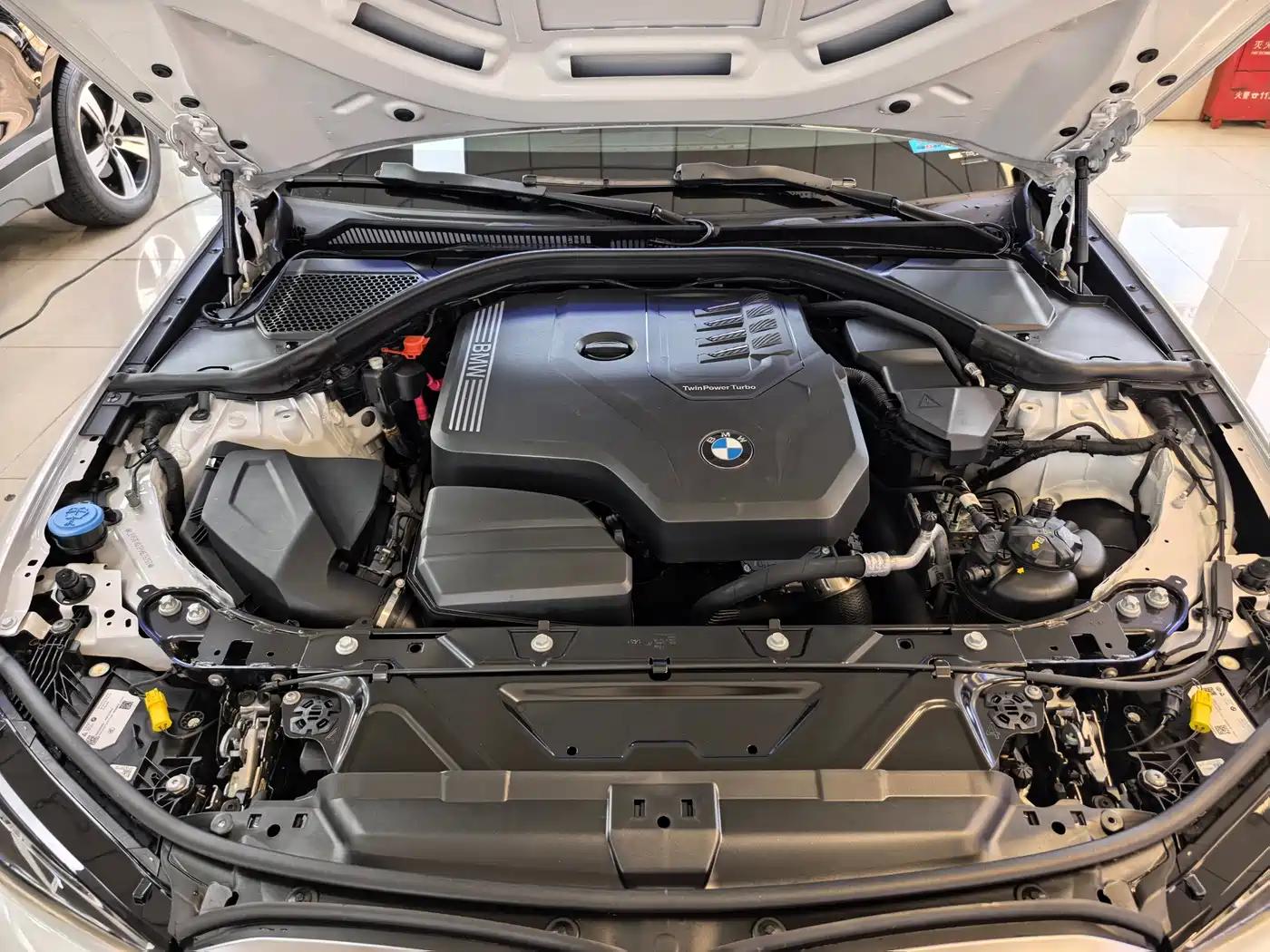 BMW 3 Series 2023 320Li M Sport Package фото 16
