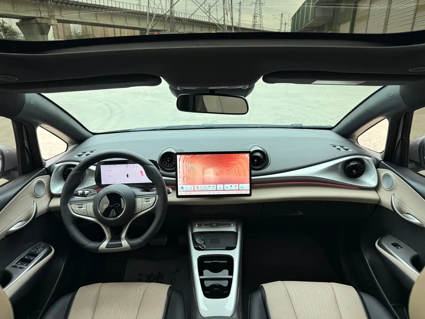 BYD Dolphin 2025 Smart Drive Edition 410km Fashion Version фото 8
