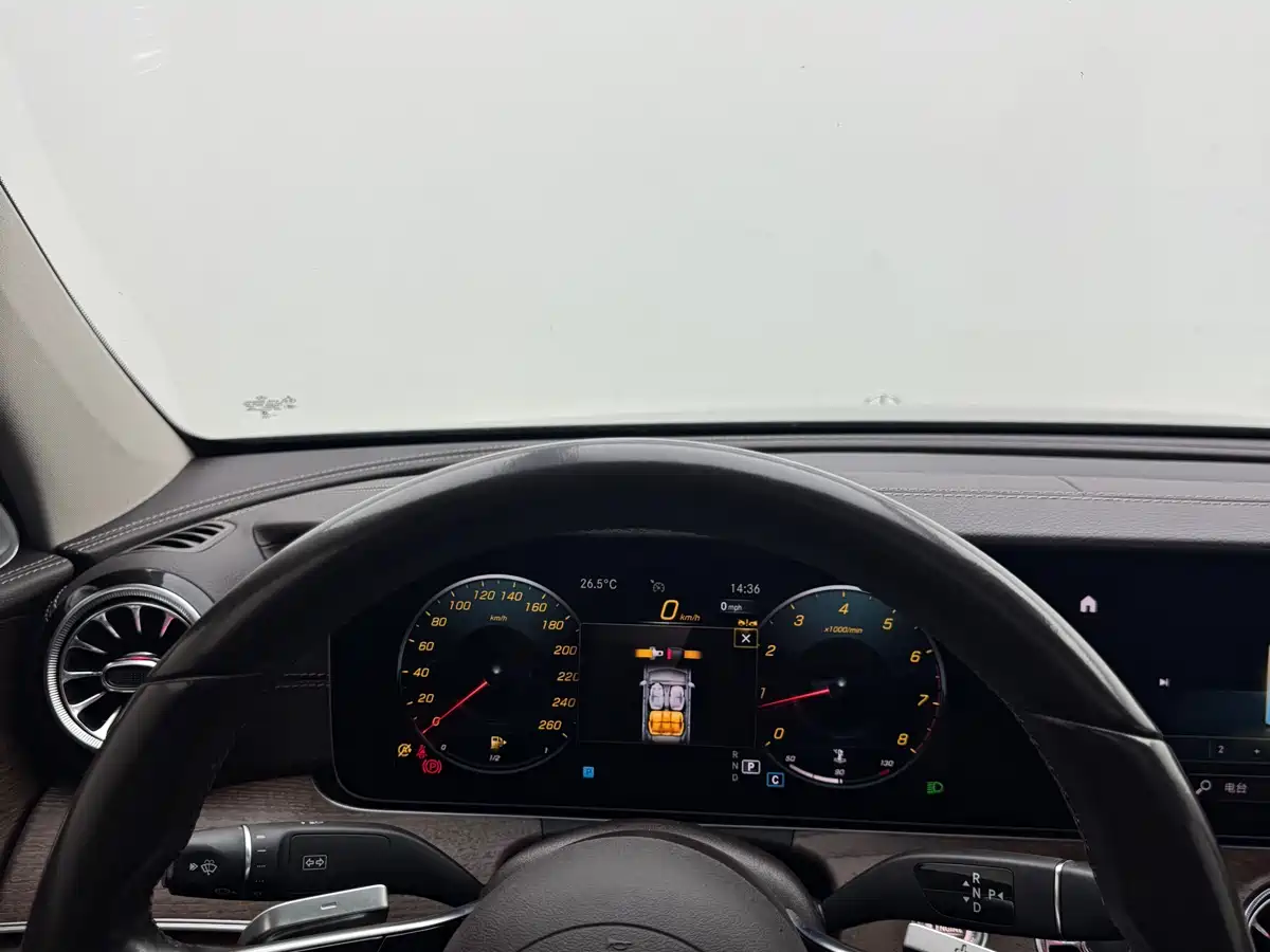 Mercedes-Benz E-Class 2023 Facelift E 300 L Luxury фото 10