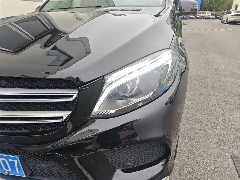 Mercedes-Benz GLE 2018 GLE 320 4MATIC Dynamic Ultimate Edition фото 24
