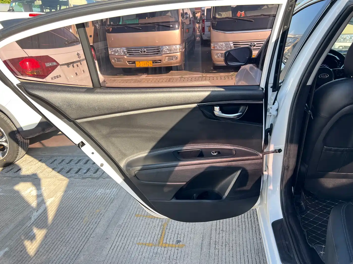 Kia K4 2015 1.8L Automatic DLX Special фото 12