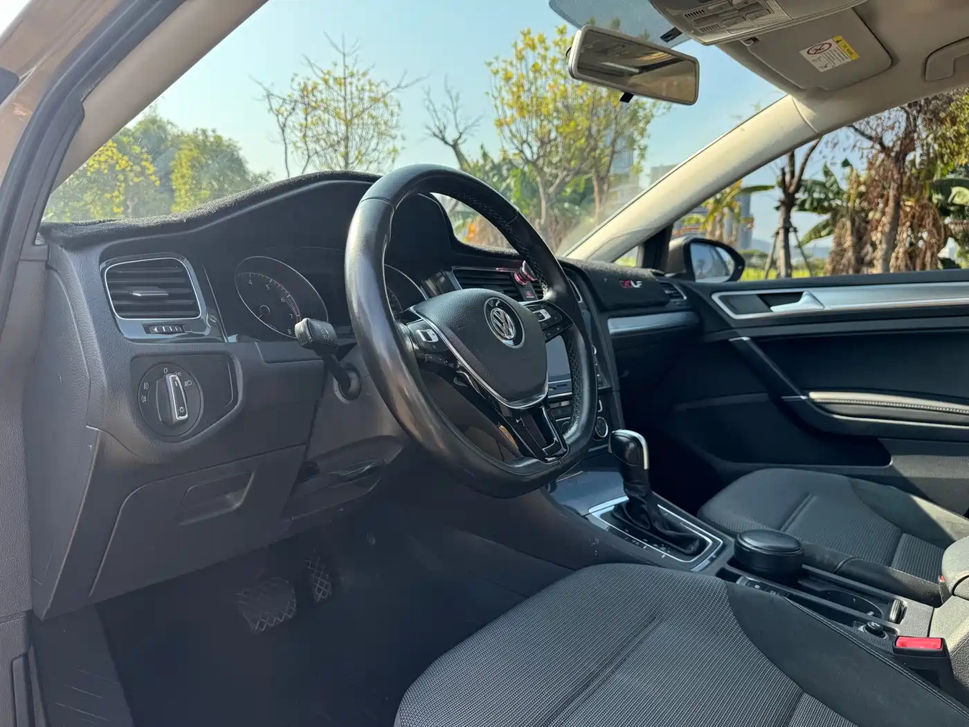 Volkswagen Golf 2018 230TSI Automatic Comfort фото 9