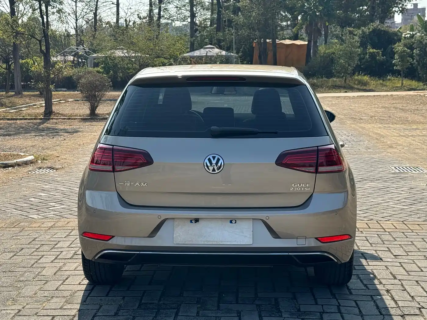 Volkswagen Golf 2018 230TSI Automatic Comfort фото 12