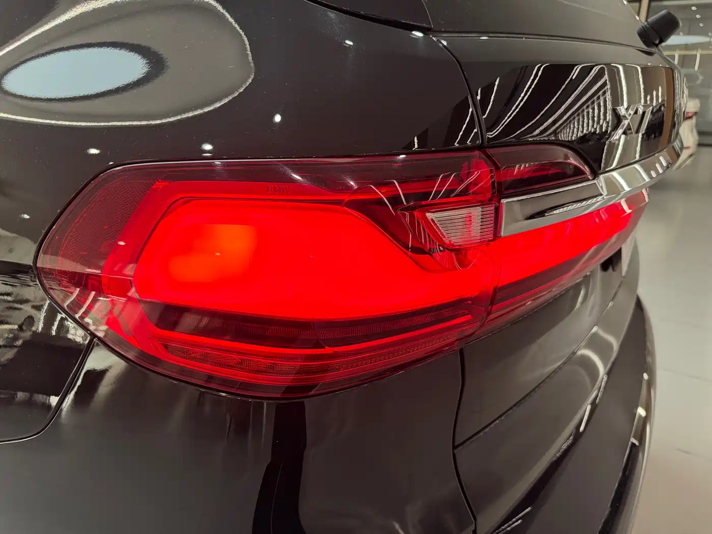 BMW X7 2019 xDrive40i Exclusive M Sport Package фото 41