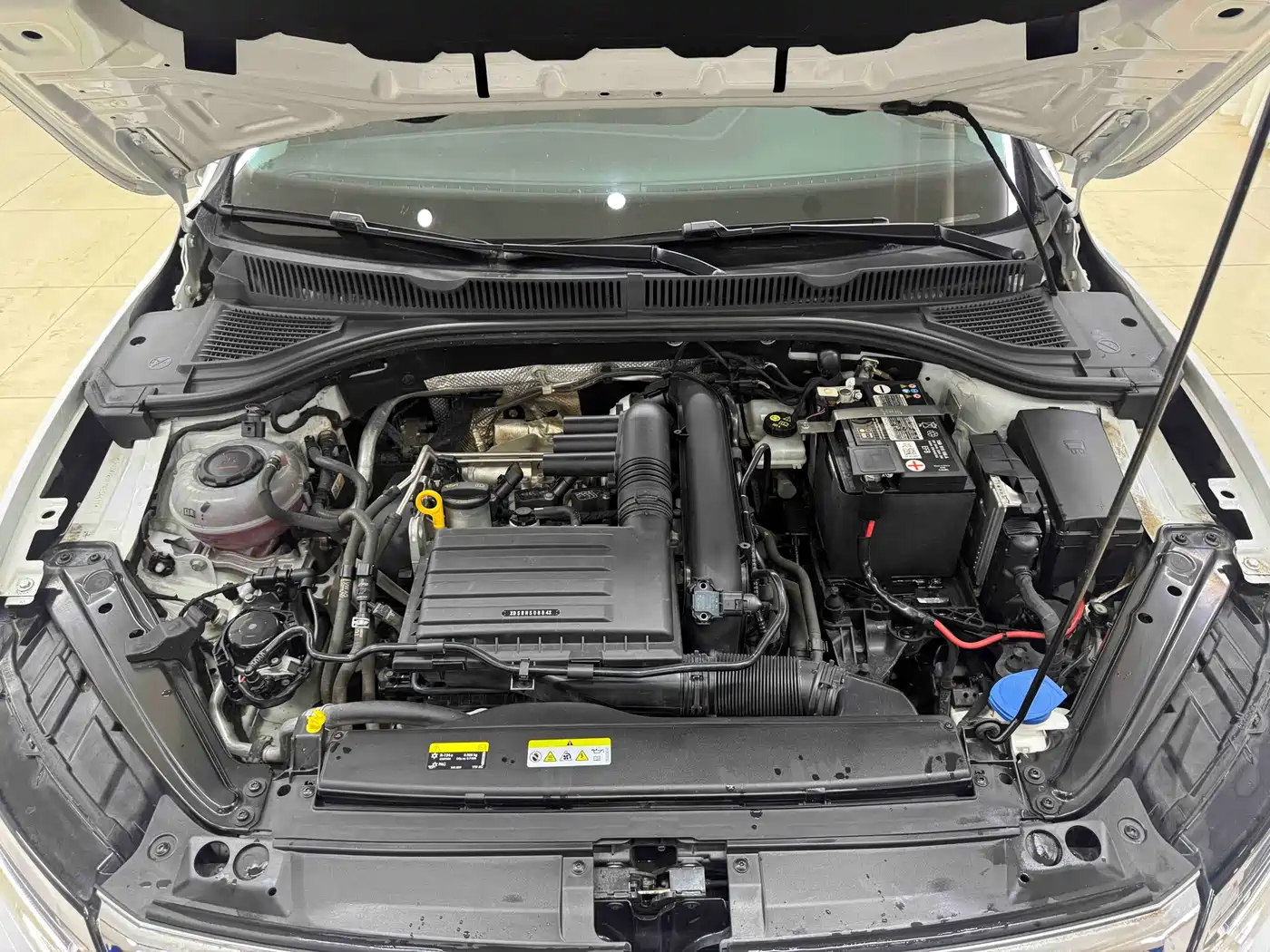 Volkswagen Sagitar 2022 280TSI DSG Surpassing Edition фото 19