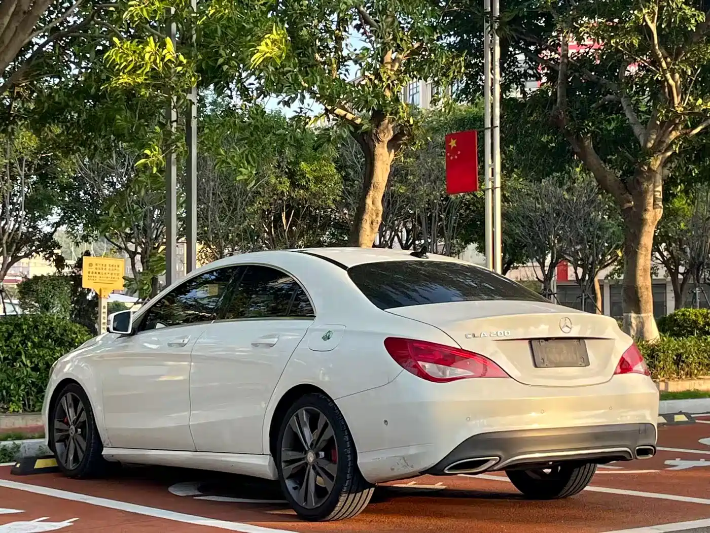 Mercedes-Benz CLA (Import) 2016 CLA 200 Sport фото 7