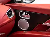 Фото 32 - Aston Martin DB11