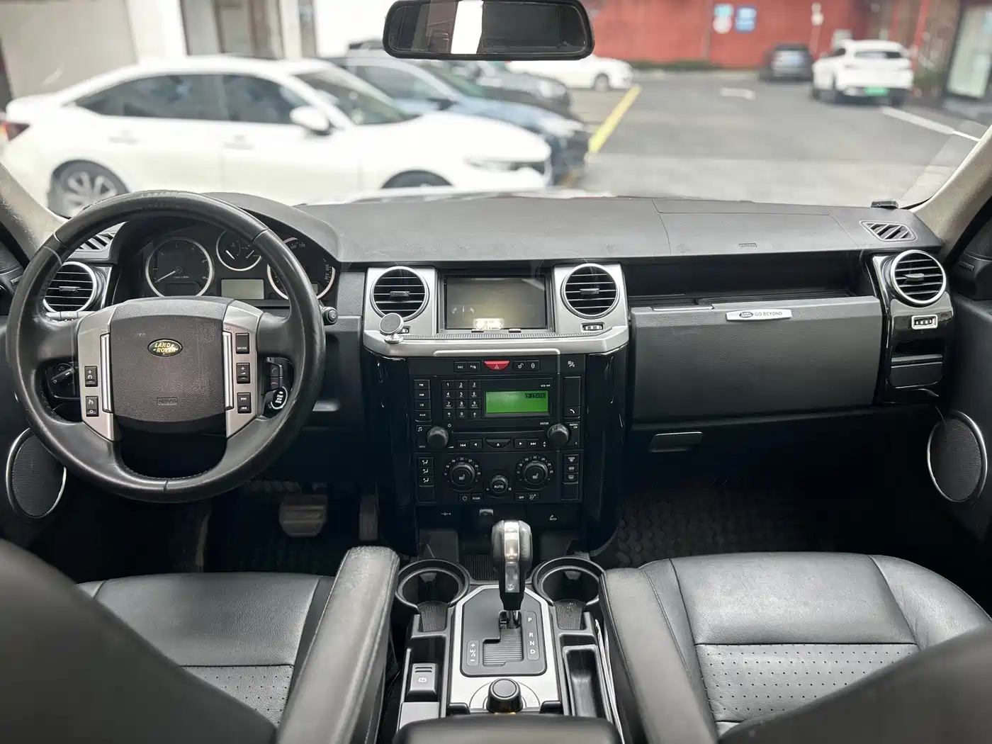 Land Rover Discovery 2009 Model 2.7 TDV6-S фото 23
