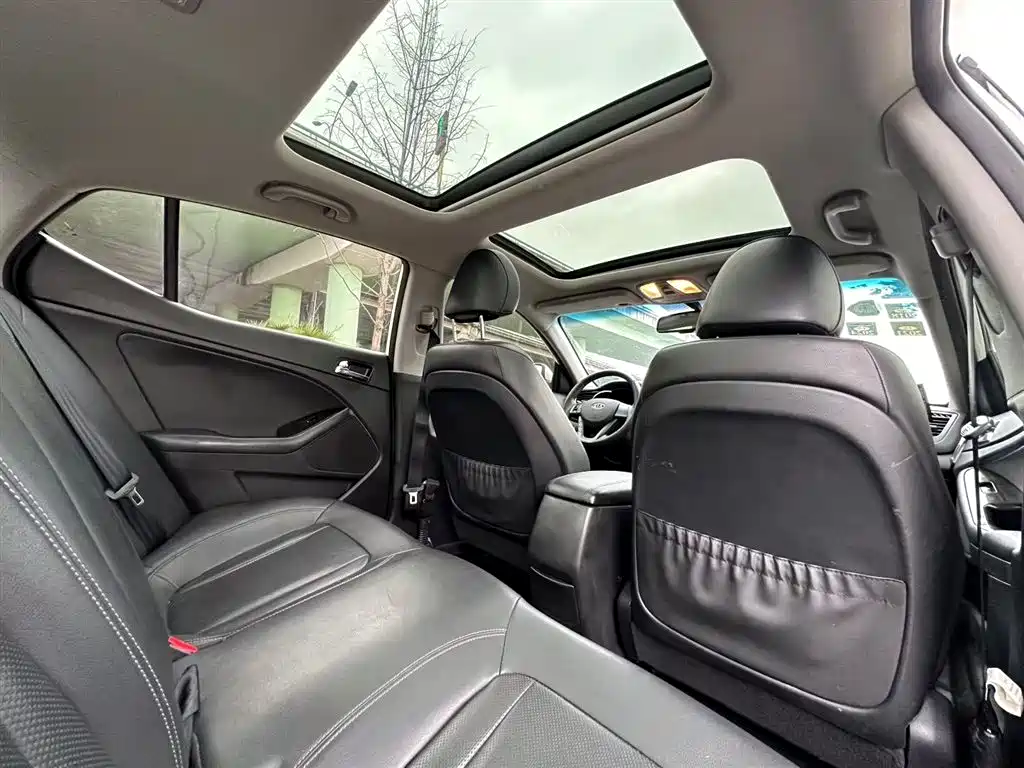 Kia K5 2014 2012 2.0L Automatic DLX-2