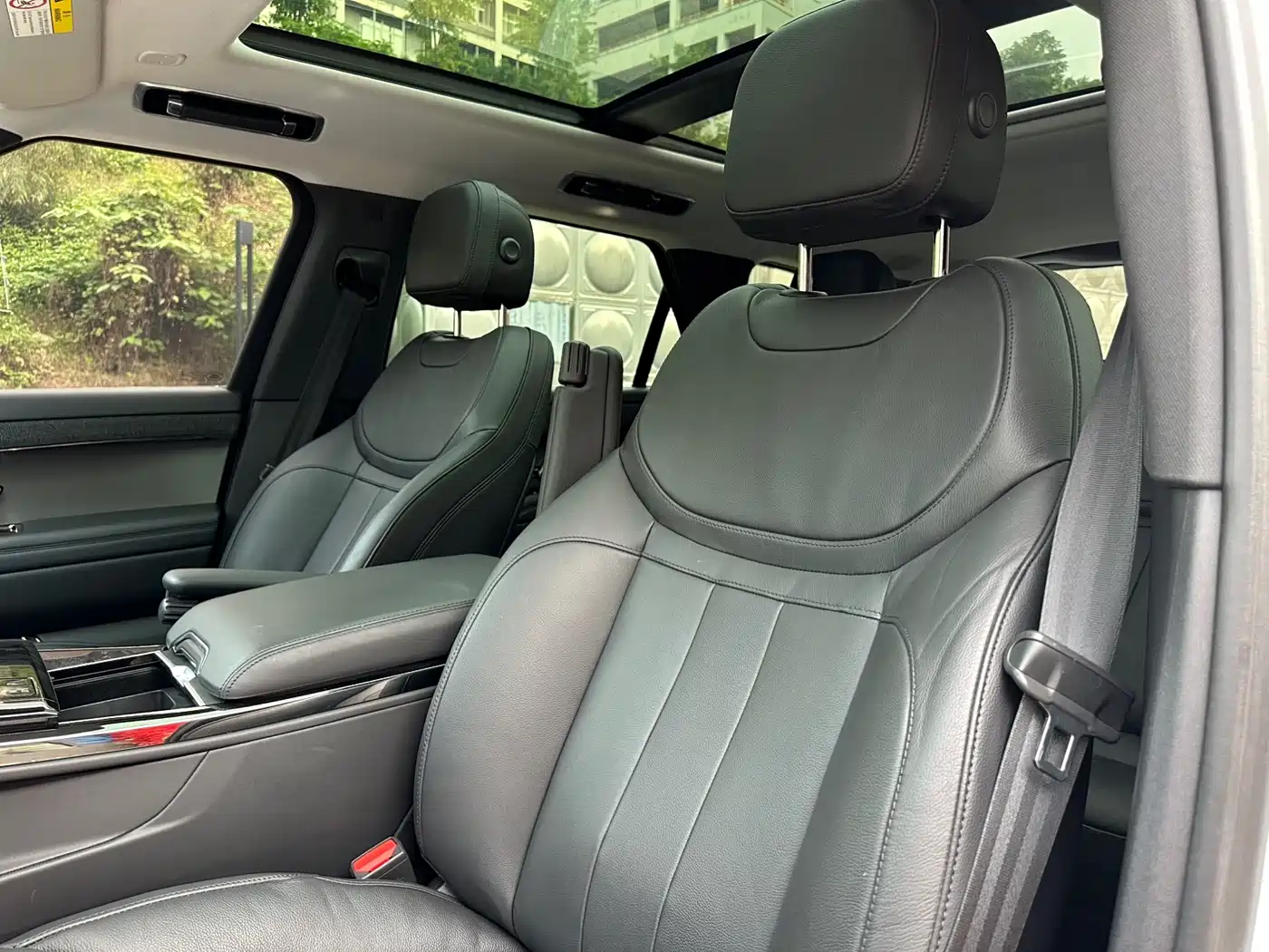 Land Rover Range Rover Sport 2024 360PS S фото 13