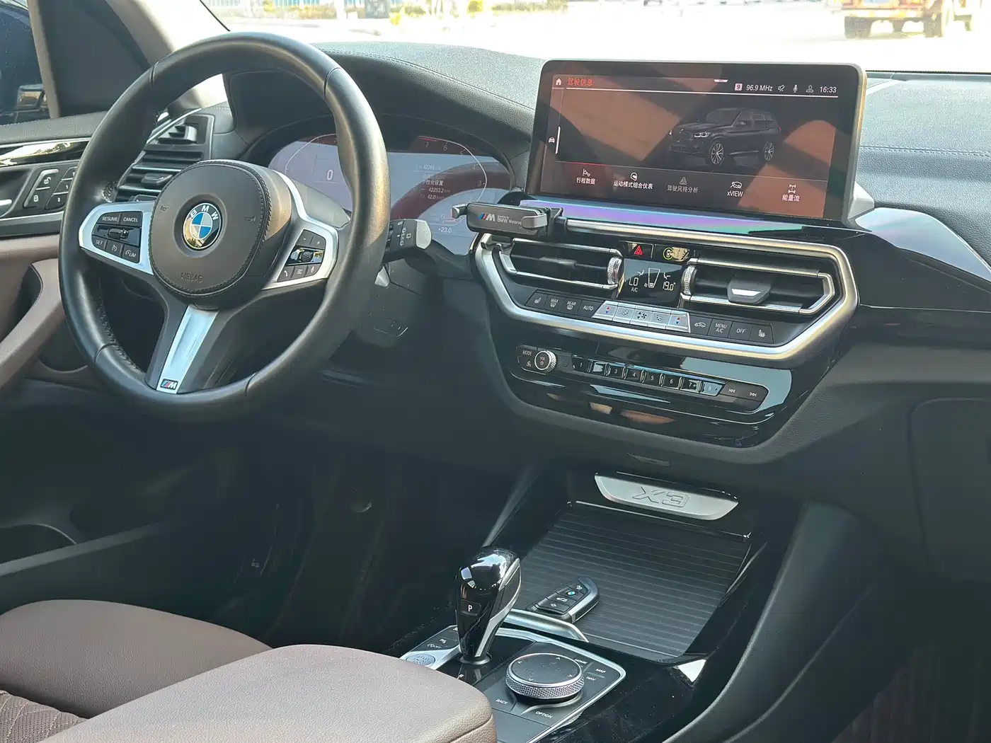 BMW X3 2022 xDrive25i M Sport Package фото 6