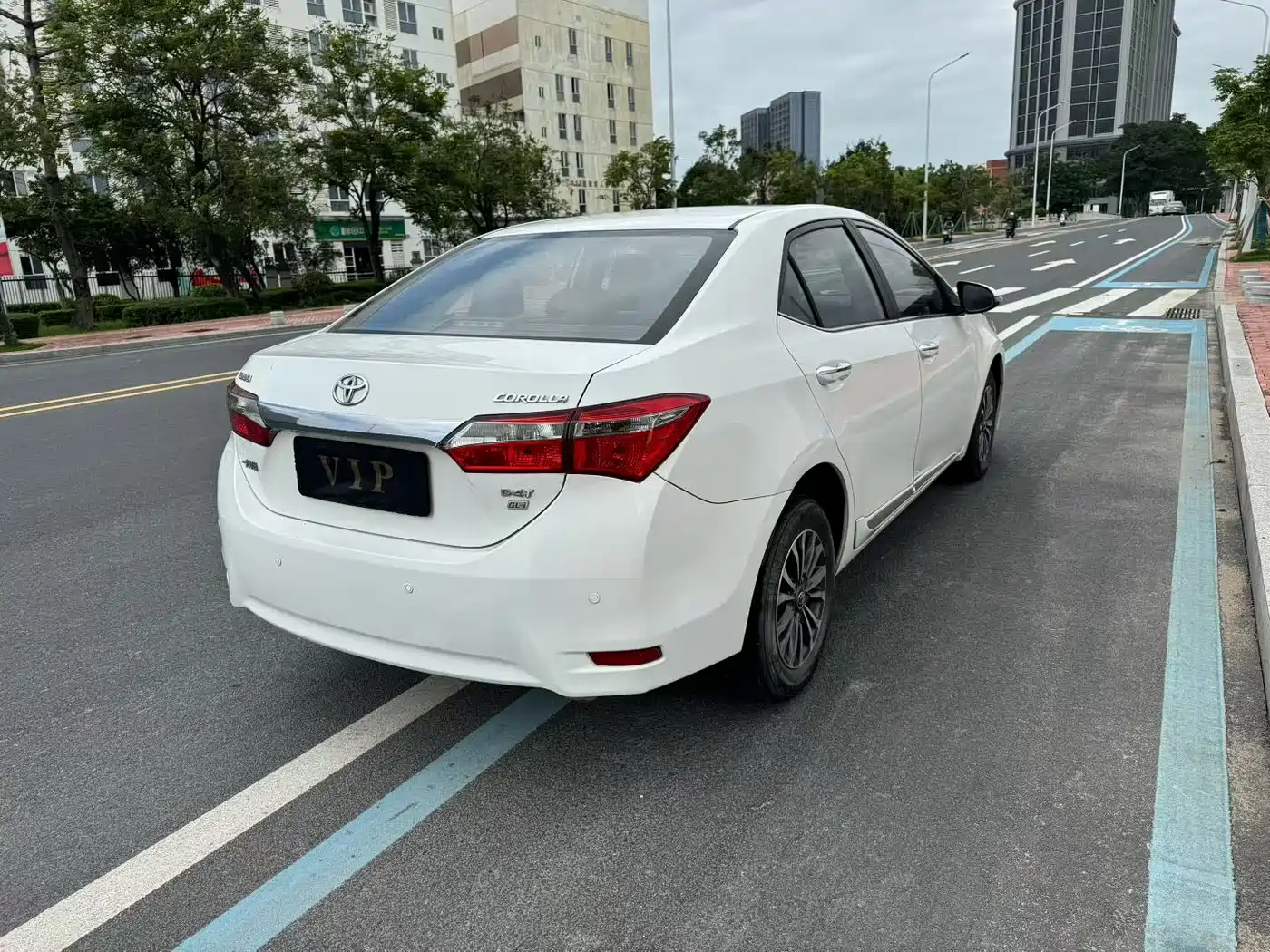 Toyota Corolla 2017 Facelift 1.2T S-CVT GL-i фото 9