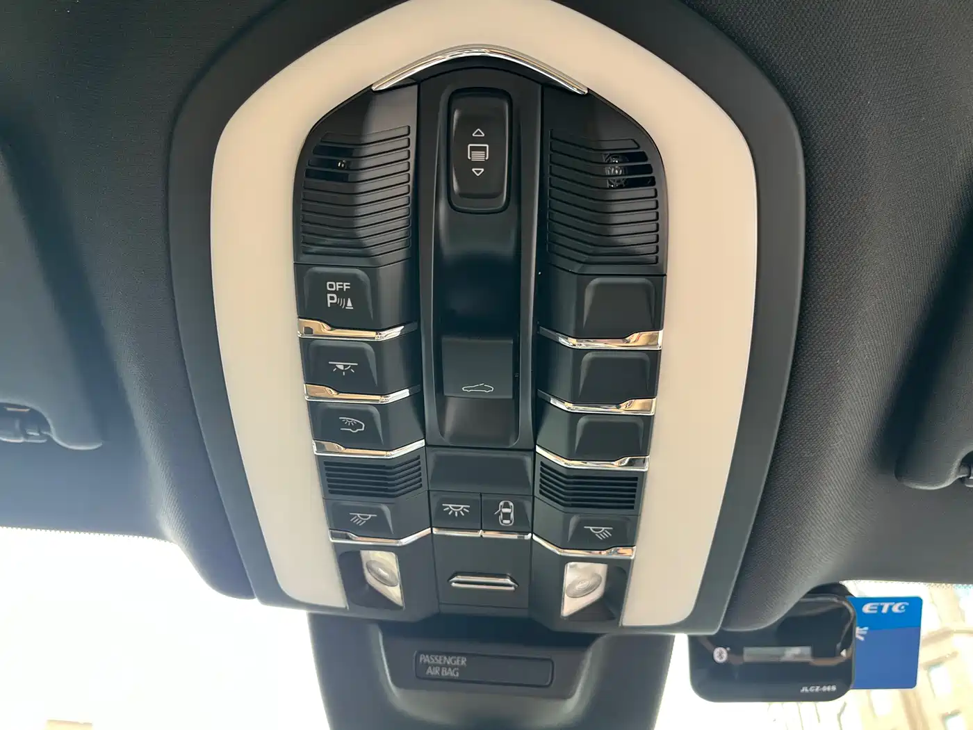 Porsche Macan 2017 Macan 2.0T фото 18