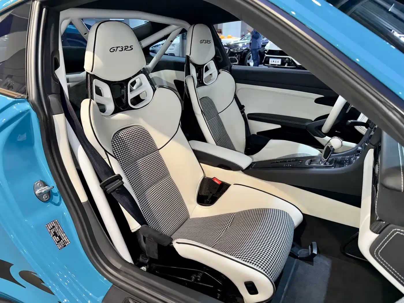 Porsche 911 2018 GT3 RS 4.0L фото 23