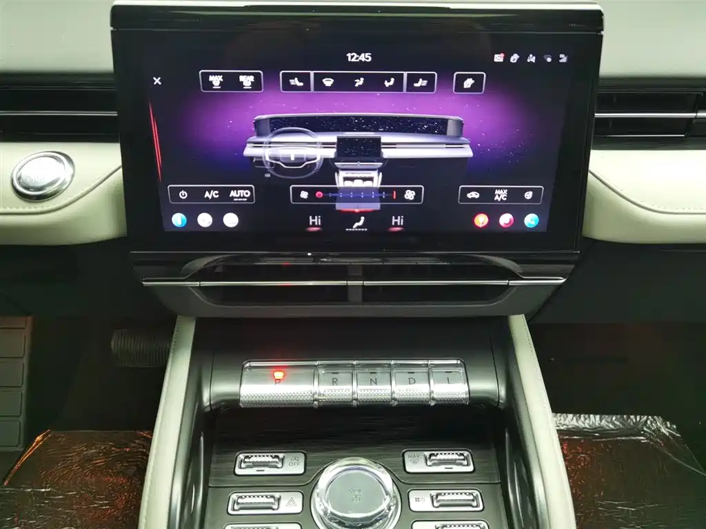 LINCOLN NAVIGATOR