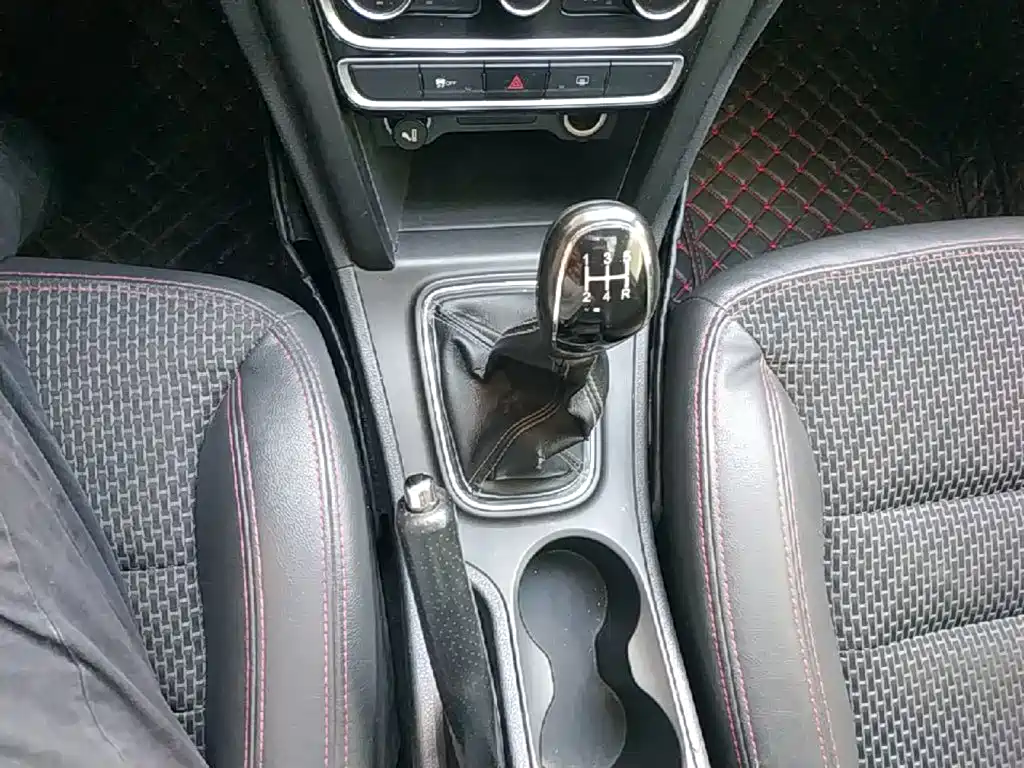 Chery Tiggo 3 2017 2016 1.6L Manual Smart Edition