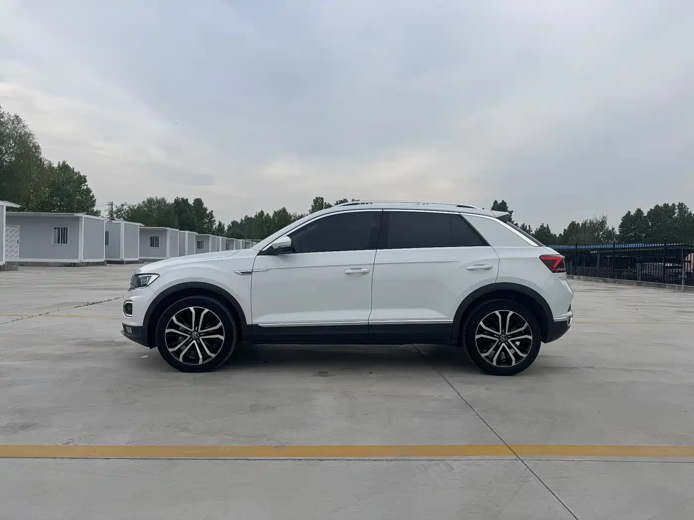 VOLKSWAGEN T-ROC EXPLORING SONGS