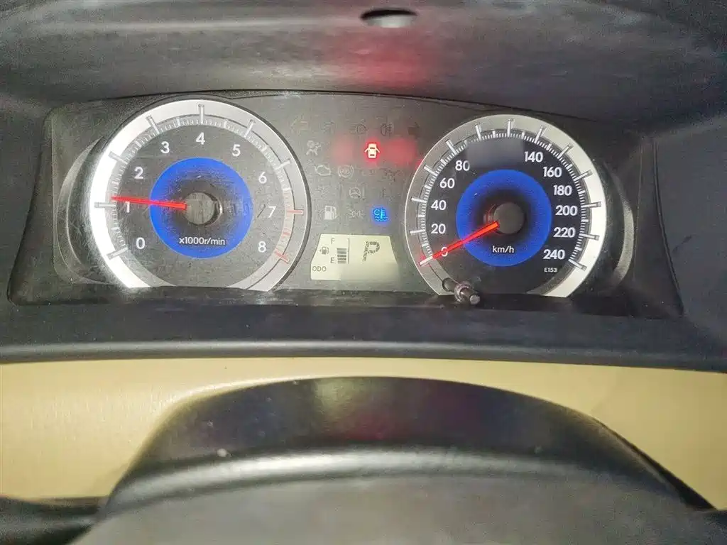Toyota Corolla 2013 1.6L Automatic Excellence Edition фото 4