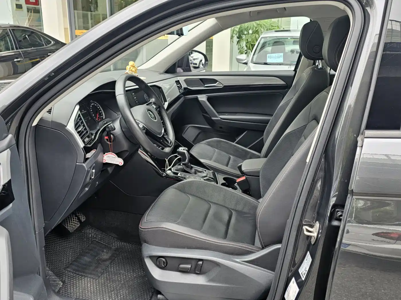 Volkswagen Tayron 2020 330TSI 2WD Luxury Smart Edition фото 5
