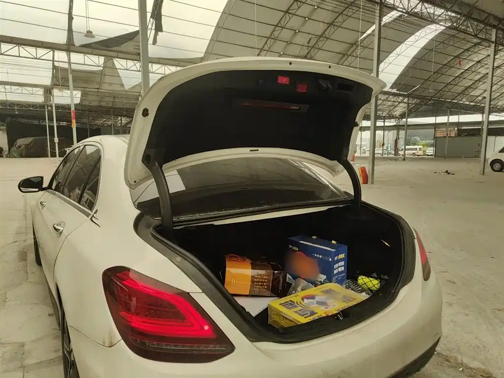 MERCEDES-BENZ CLASS C